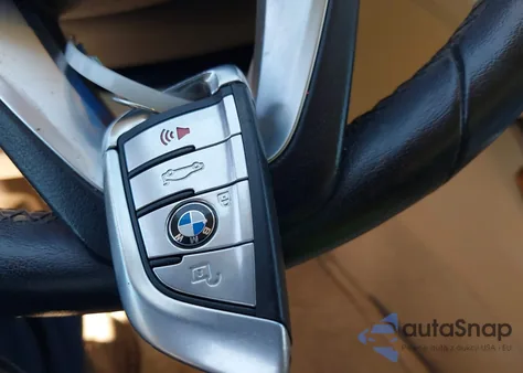 2018 BMW 740I z USA, uszkodzony, nr VIN WBA7E2C59JG742941